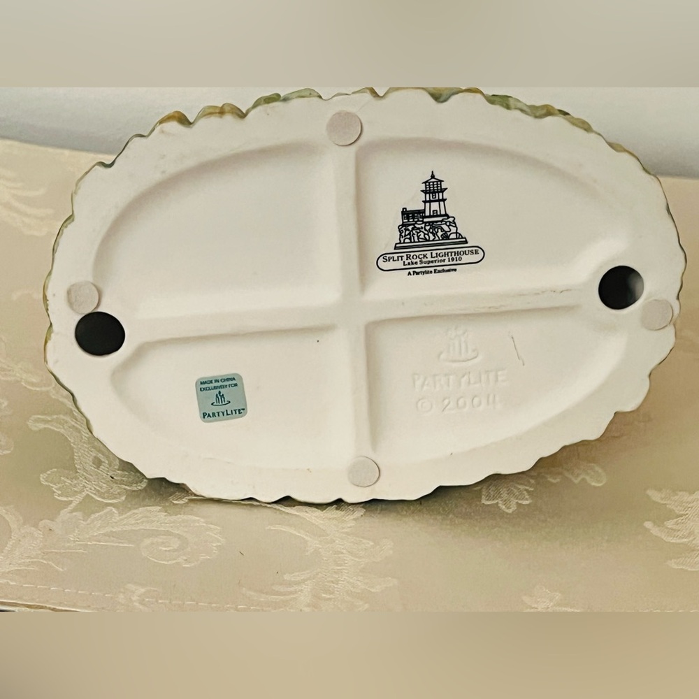 Split Rock Lighthouse Candle Holder- Perfect Home Decor Addition - Picture 7 of 13